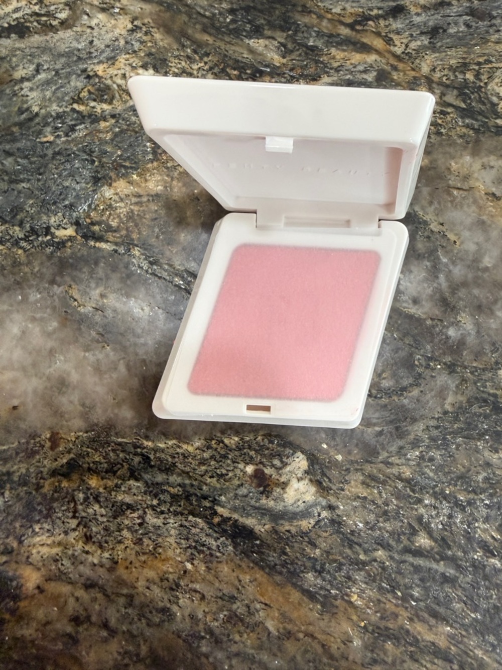 Fenty Beauty Cheeks Suede Powder Blush Petal Poppin 02 NIB Full Size Pink Matte - Picture 8 of 10